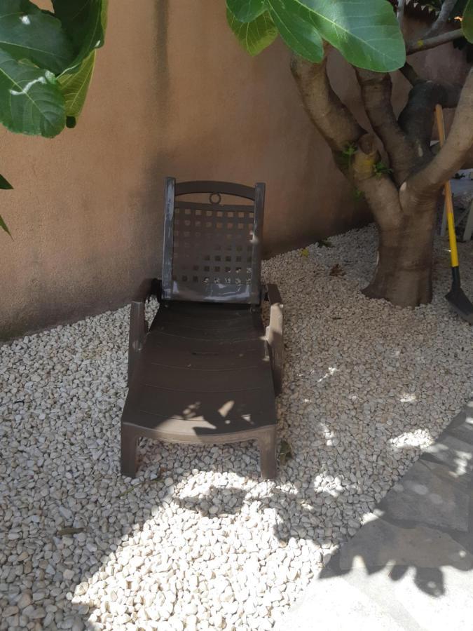 Appartement Le CLOS D'AMANDINE à Sallèles-dʼAude Extérieur photo